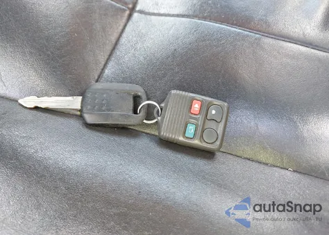 2003 Mercury Grand Marquis Ls from USA, damaged, VIN 2MEHM75W13X638825